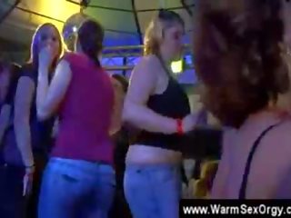 Γυμνός πάρτι μπανιστηριτζής ευρώ ερασιτεχνικό ερασιτέχνες πόρνη τα κορίτσια πραγματικότητα πλήγμα δουλειά πλήγμα θέσεις εργασίας bj τσιμπουκώνοντας ψωλή τσιμπουκώνοντας dicksucking fella